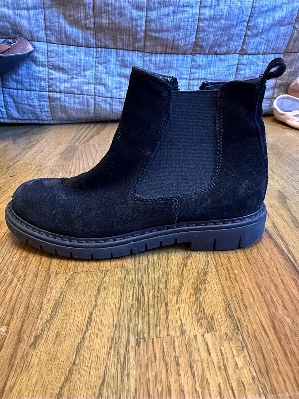 Kids Suede Chelsea Boots in Navy Blue